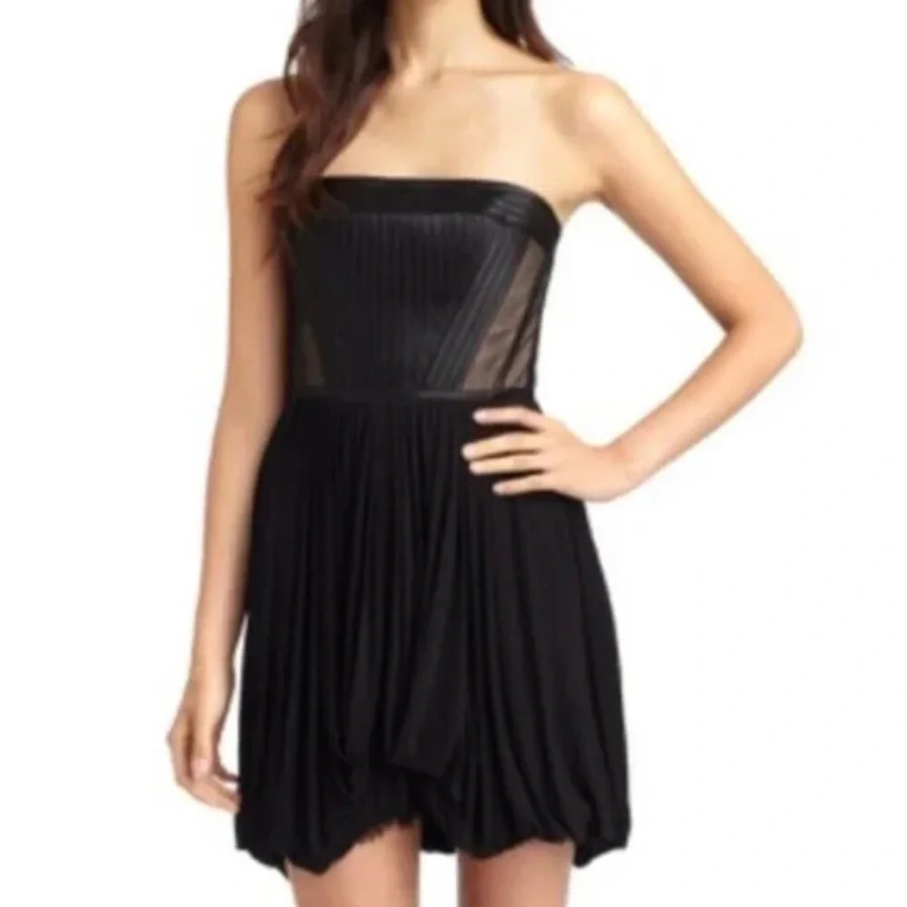 BCBG MaxAzria Reyna Strapless Bustier Corset Lace  Pleated Dress size 6 NWOT